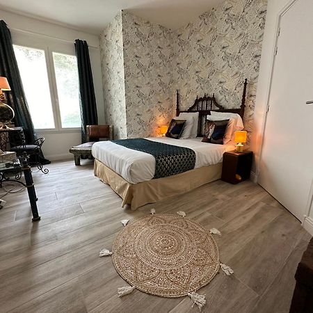 La Maison Blanche Bed and Breakfast Blaye Buitenkant foto